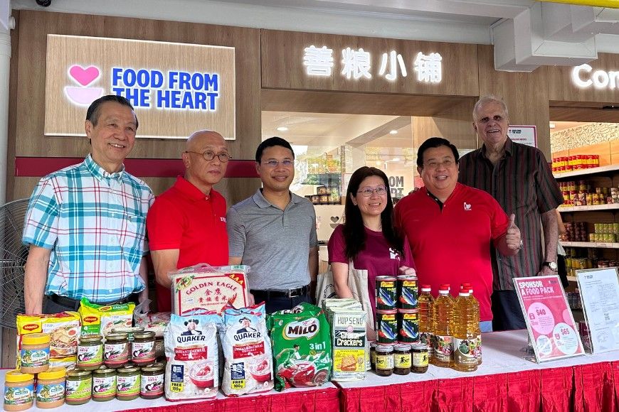 With Food from the Heart's supporters at last year's National Day Food Donation Drive